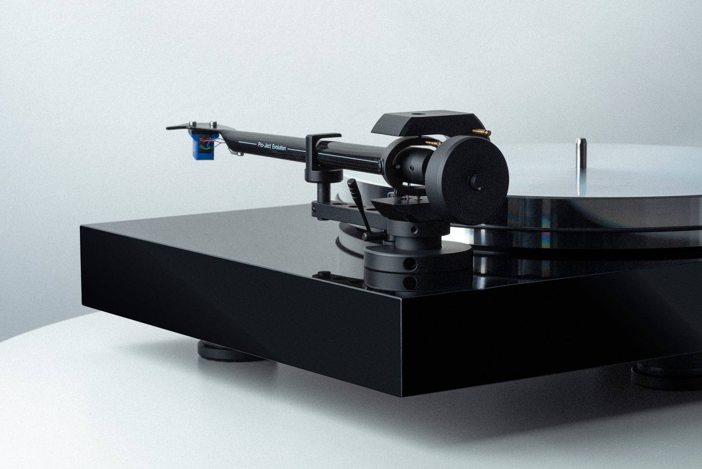 Pro-Ject X8